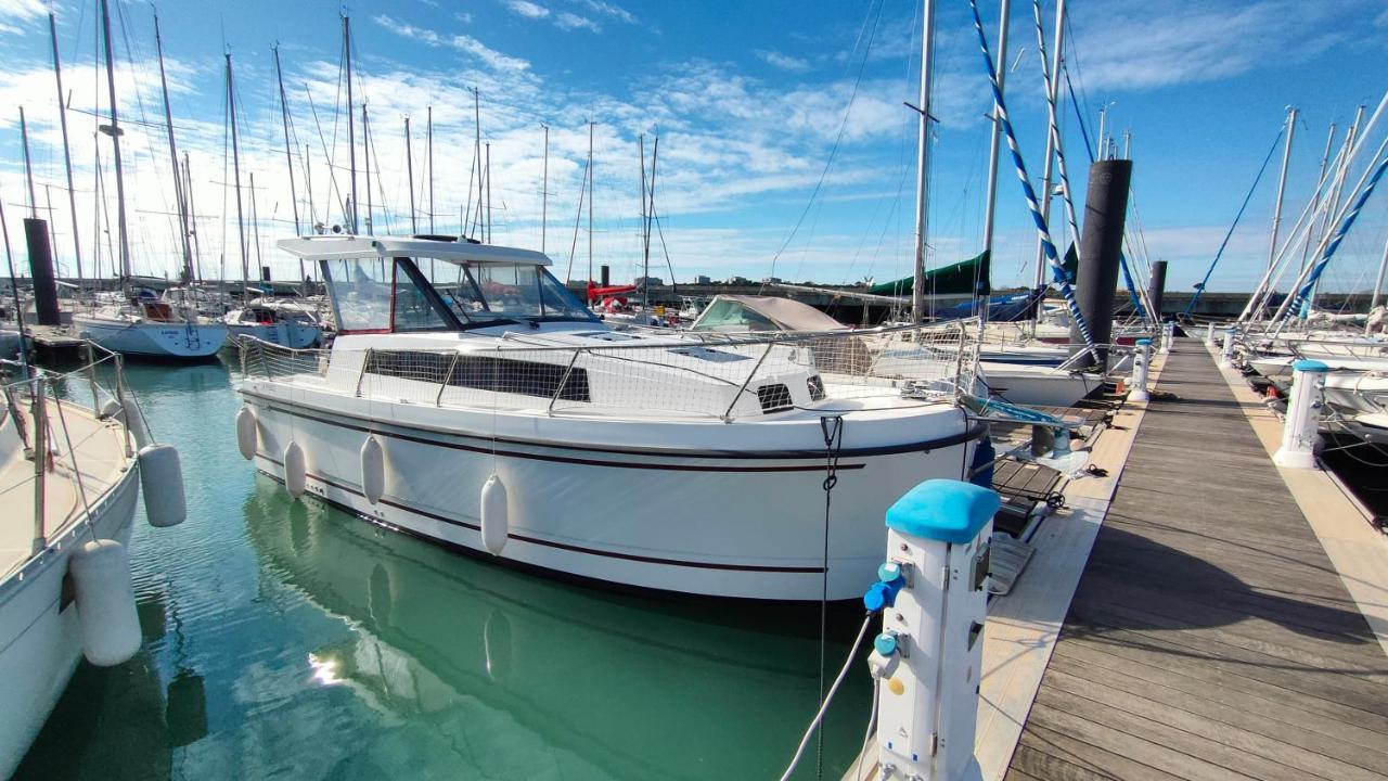 Готель La Rochelle Sur L'Eau Екстер'єр фото